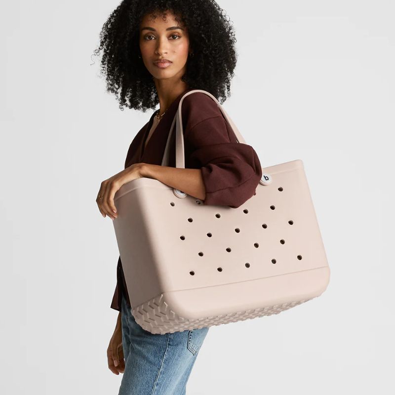Summer Beach Bag – Light, Fresh & Waterproof